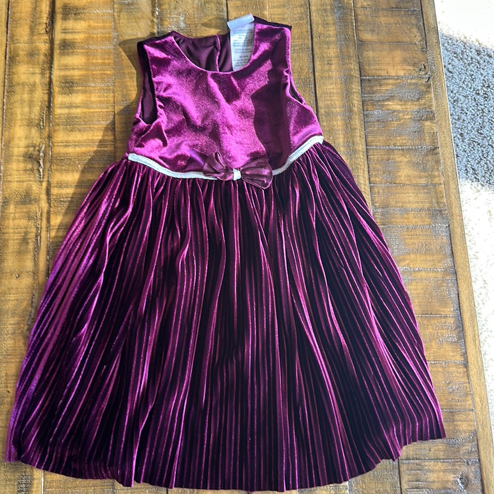 Deep red velvet Christmas dress size 4T